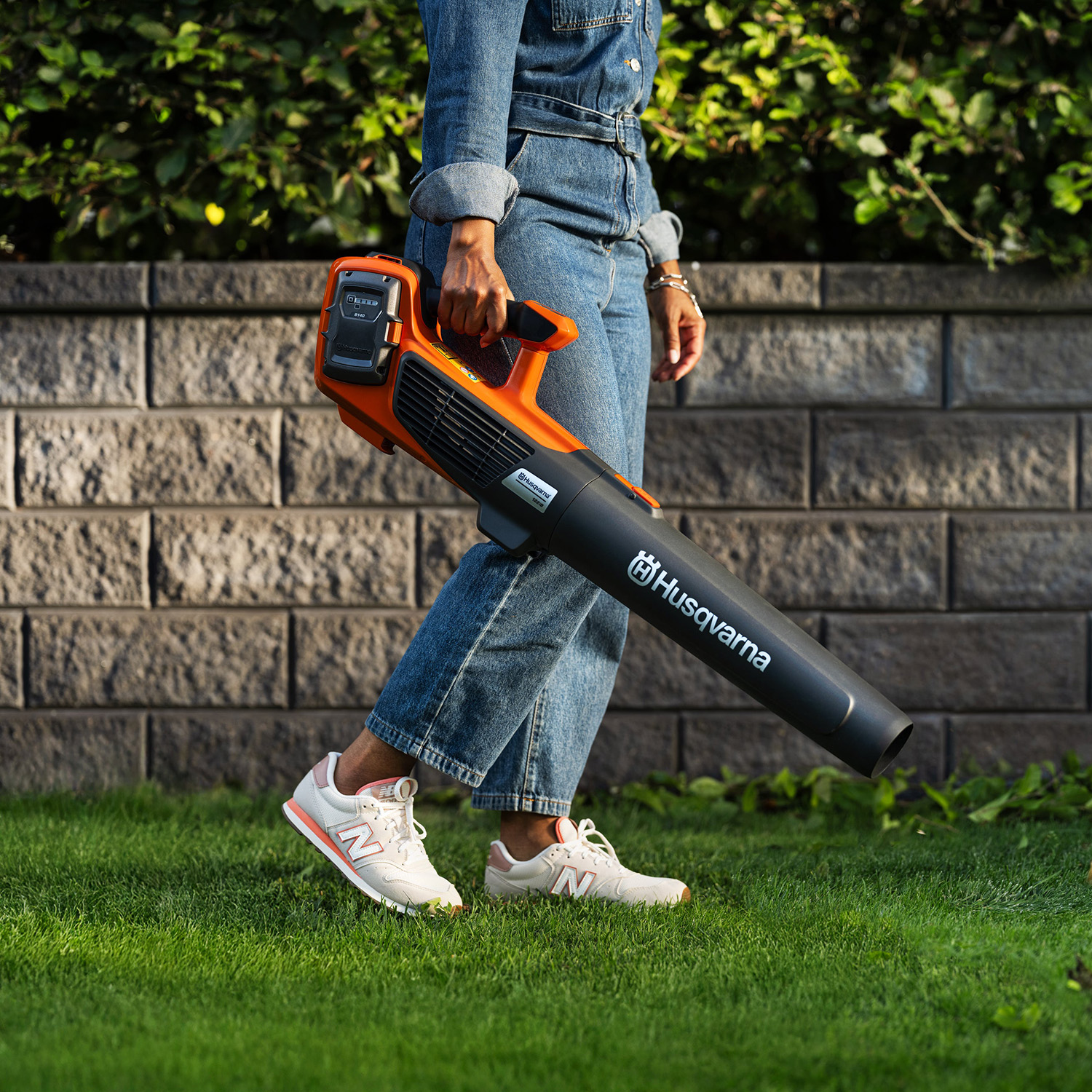 Husqvarna 122iB Akku-Blasgerät